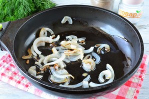 Куриная печень с грецкими орехами