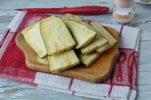 Маринованные баклажаны с чесноком и луком