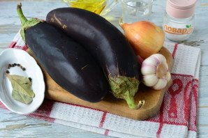 Маринованные баклажаны с чесноком и луком