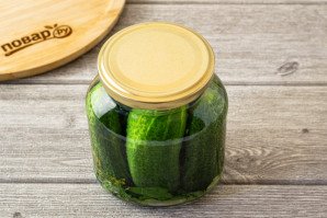 Маринованные огурцы с уксусом