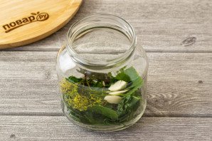 Маринованные огурцы с уксусом