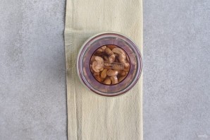 Мед с орехами