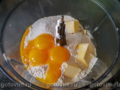 Песочный пирог с вишней Песочный пирог с вишней