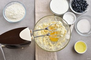 Пирог с ягодной начинкой