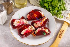 Рулетики из свеклы