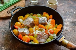 Рыба тушеная с виноградом Рыба тушеная с виноградом