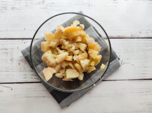 Салат с картофелем и копченой скумбрией Салат с картофелем и копченой скумбрией