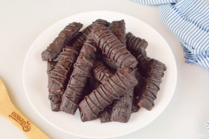 Шоколадный батончик с карамелью