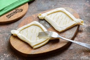 Слойки с творогом и персиками