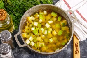 Суп из кабачков с креветками