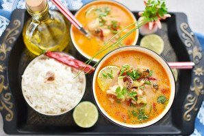 Суп из коктейля морепродуктов