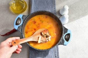 Суп из коктейля морепродуктов