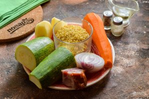 Суп с булгуром и кабачком Суп с булгуром и кабачком