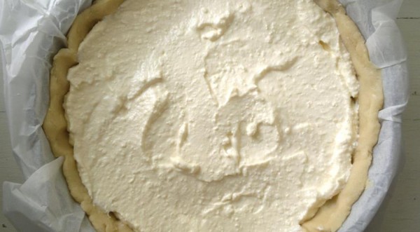 Тарт с творожно-сливочной начинкой и вишней, пошаговый рецепт с фото