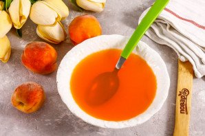 Творожное суфле с персиками