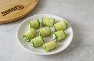 Закуска из огурцов