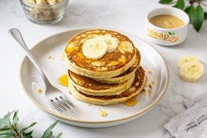 Арахисовые панкейки с бананом Арахисовые панкейки с бананом