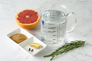 Чай с грейпфрутом и розмарином