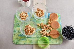 Десерт из мороженого