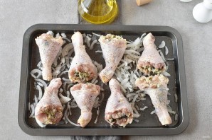 Фаршированные ножки курицы