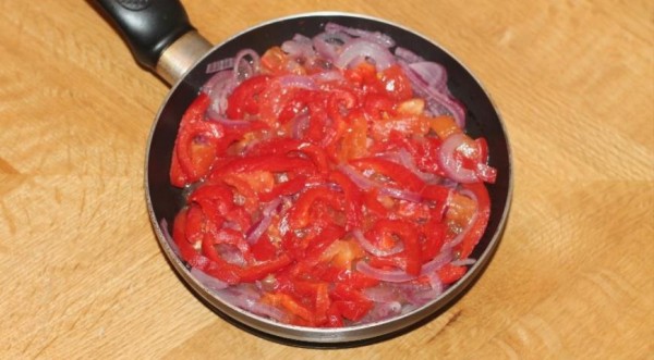 Фрикадельки из белой рыбы в соусе, пошаговый рецепт с фото Фрикадельки из белой рыбы в соусе, пошаговый рецепт с фото