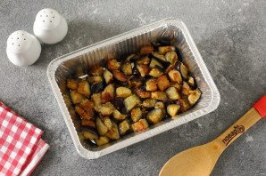 Горбуша с баклажанами