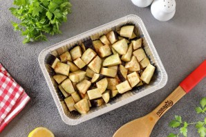 Горбуша с баклажанами в духовке