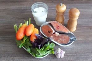 Горбуша со шпинатом и сливками