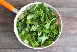 Горбуша со шпинатом и сливками