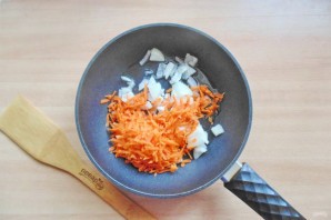 Хек с кабачками в духовке