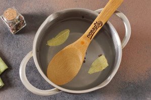 Капуста в трехлитровой банке на зиму