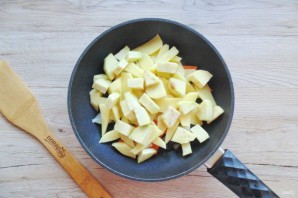 Карп запеченный в сметане с овощами