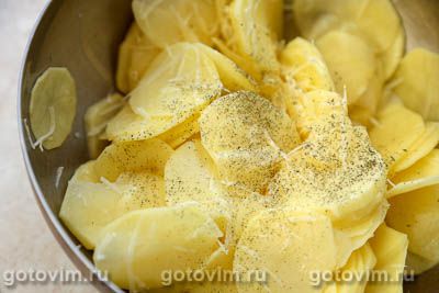 Картофельные пирамидки с пармезаном и тимьяном в духовке Картофельные пирамидки с пармезаном и тимьяном в духовке