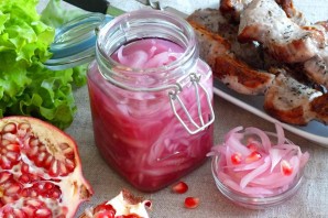 Маринованный лук в гранатовом соке