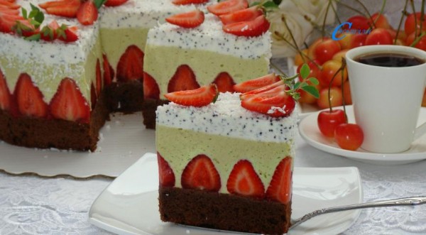 Муссовый торт Фисташка - клубника, пошаговый рецепт с фото Муссовый торт Фисташка - клубника, пошаговый рецепт с фото