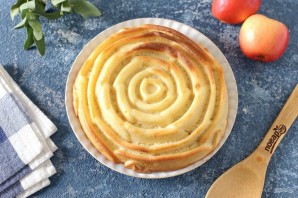 Низкоуглеводная шарлотка с яблоками