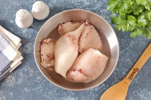 Паста с кальмарами и кабачками