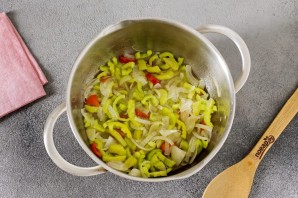 Салат "Дачный удачный" из свеклы на зиму