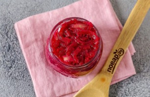 Салат "Дачный удачный" из свеклы на зиму