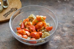 Салат с базиликом, креветками и перловкой Салат с базиликом, креветками и перловкой