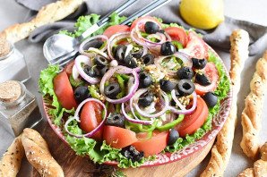 Салат с копченым окорочком