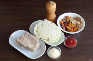 Салат с мясом и маринованными грибами