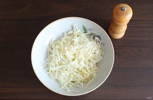 Салат с мясом и маринованными грибами