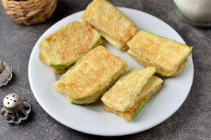 Сэндвичи из кабачков с сыром Сэндвичи из кабачков с сыром