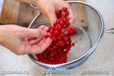 Утиные грудки с соусом из калины Утиные грудки с соусом из калины