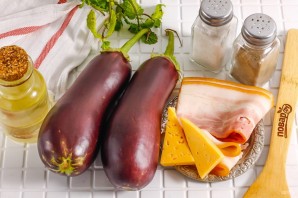 Веер из баклажанов с беконом в духовке