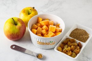 Запеченная тыква с яблоками