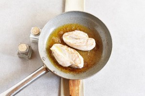 Жареное филе курицы