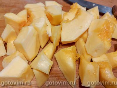 Бисквитное пирожное из тыквы с сырным кремом