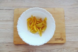 Фруктовый салат с мятой